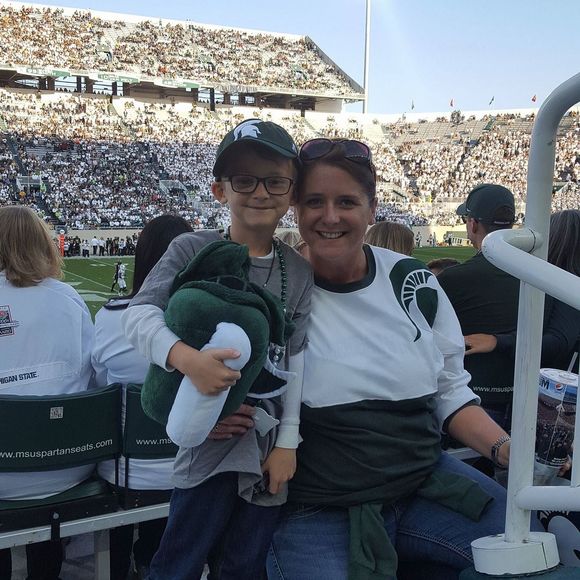 Meet your Posher, Beckie - Picture 1 of 1